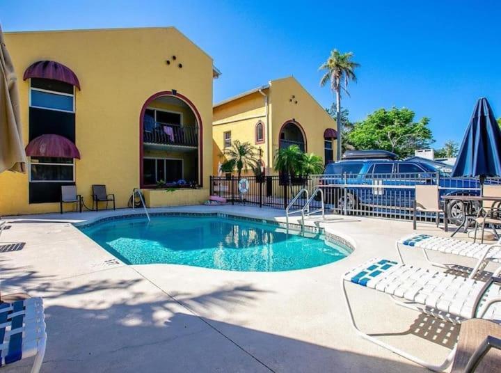 2Bed/2Bath Condo Next To Siesta Key ~A Hidden Gem Sarasota Exteriör bild
